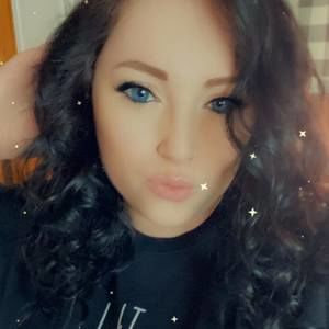 Meet your Posher, Karissa